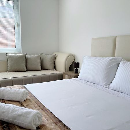 Guest House Koliqi - Hotel & Apartments Ulcinj Zewnętrze zdjęcie