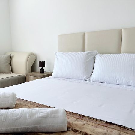 Guest House Koliqi - Hotel & Apartments Ulcinj Zewnętrze zdjęcie