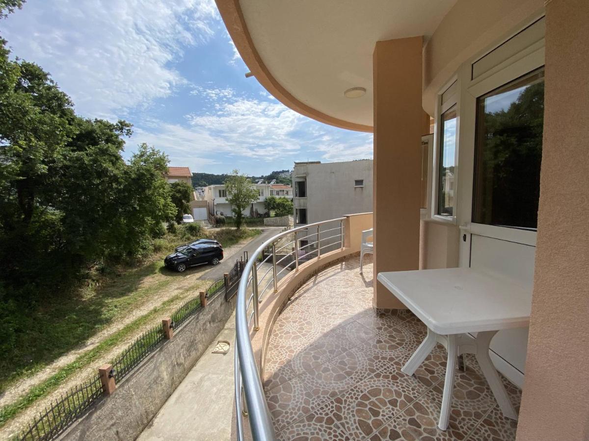 Guest House Koliqi - Hotel & Apartments Ulcinj Zewnętrze zdjęcie