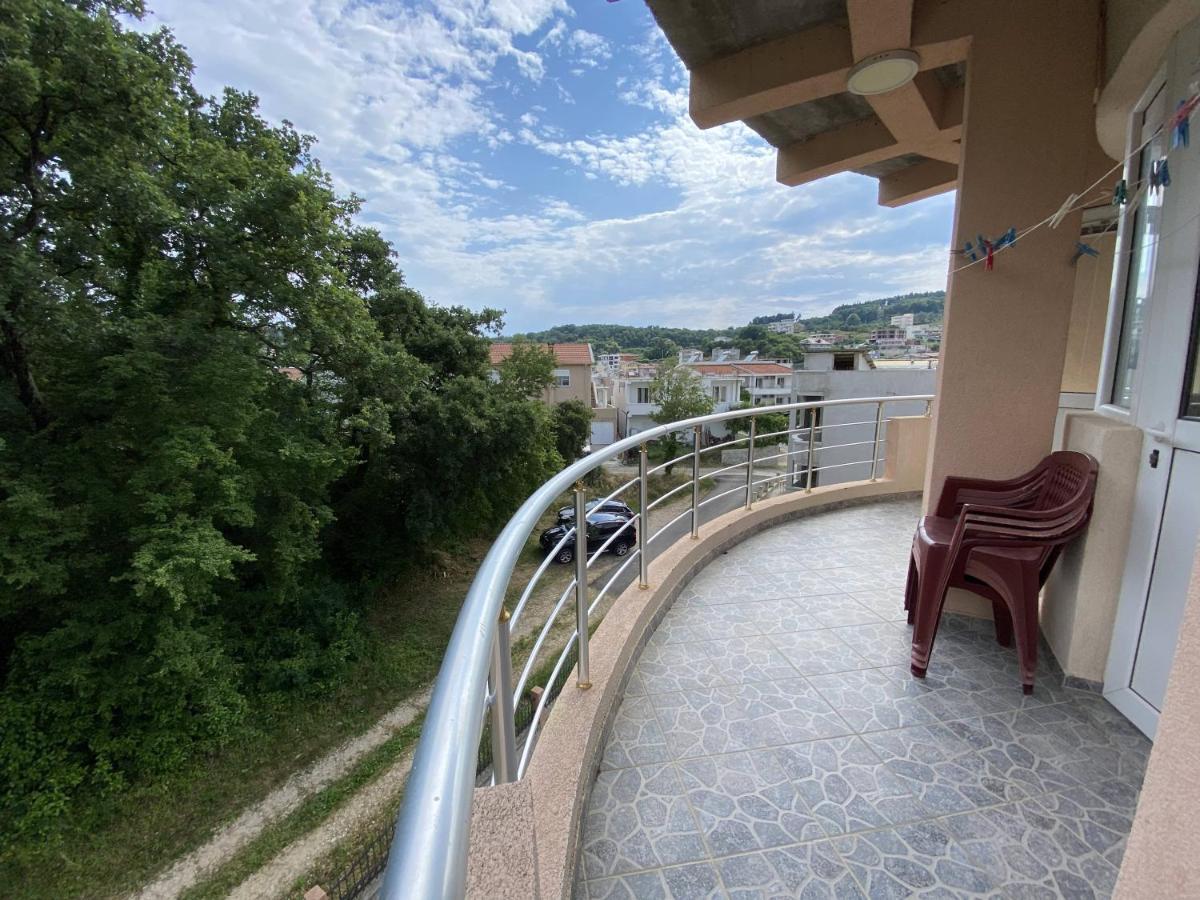 Guest House Koliqi - Hotel & Apartments Ulcinj Zewnętrze zdjęcie