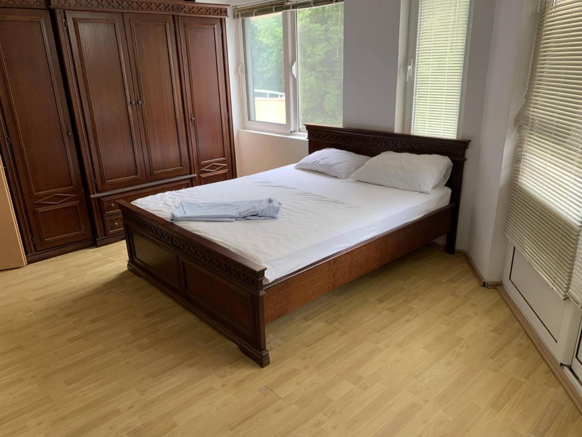 Guest House Koliqi - Hotel & Apartments Ulcinj Zewnętrze zdjęcie