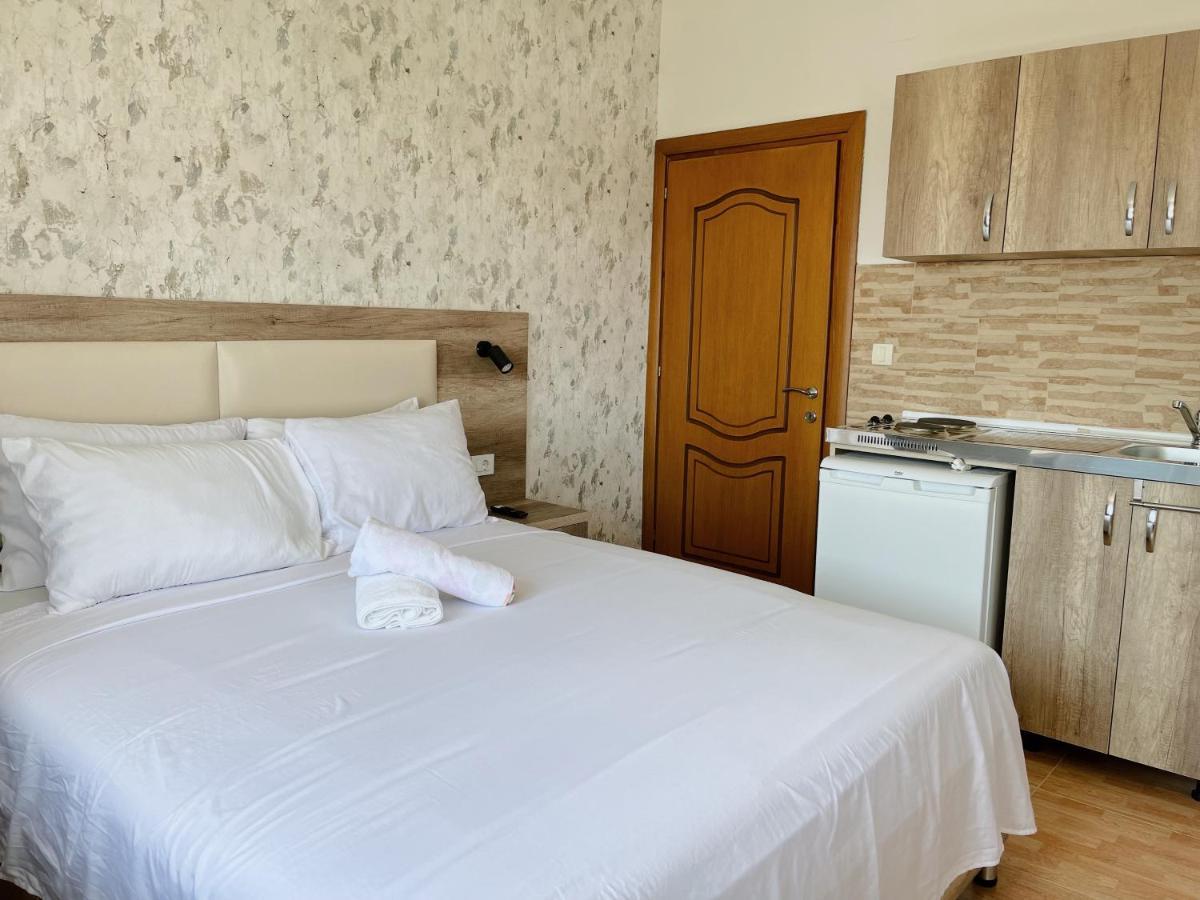 Guest House Koliqi - Hotel & Apartments Ulcinj Zewnętrze zdjęcie