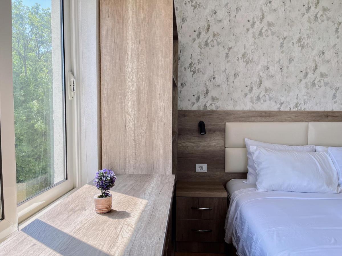 Guest House Koliqi - Hotel & Apartments Ulcinj Zewnętrze zdjęcie