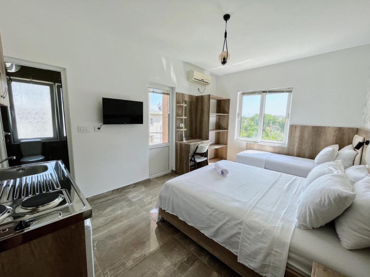Guest House Koliqi - Hotel & Apartments Ulcinj Zewnętrze zdjęcie
