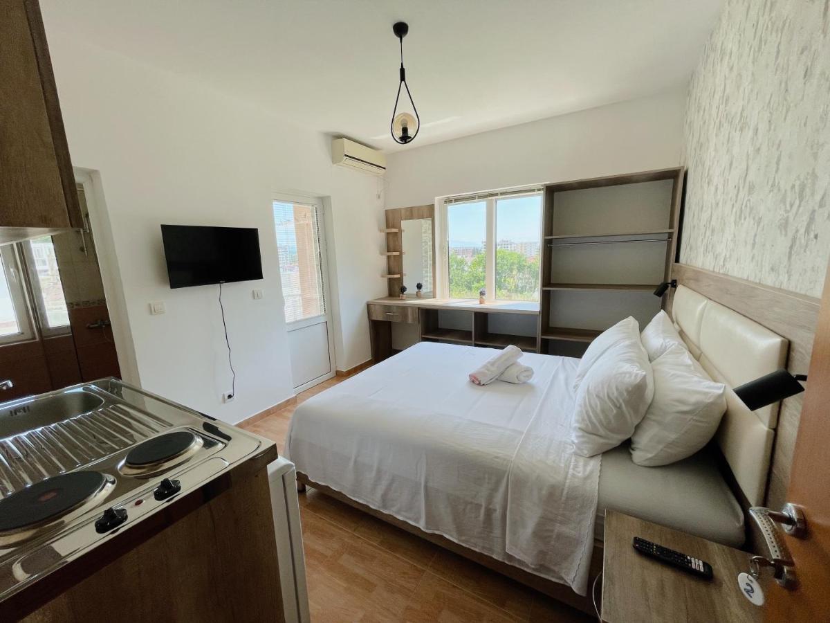 Guest House Koliqi - Hotel & Apartments Ulcinj Zewnętrze zdjęcie