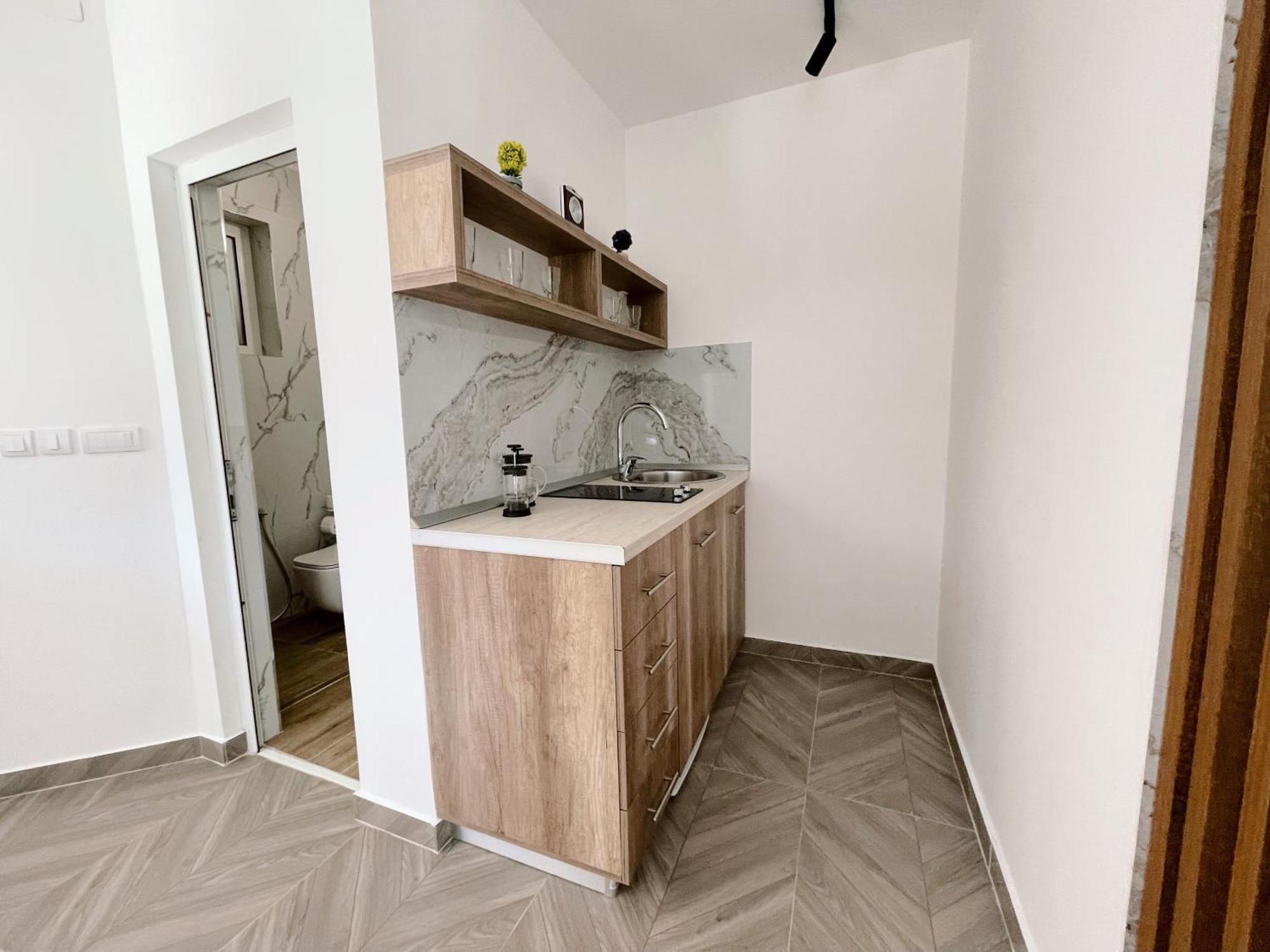 Guest House Koliqi - Hotel & Apartments Ulcinj Zewnętrze zdjęcie
