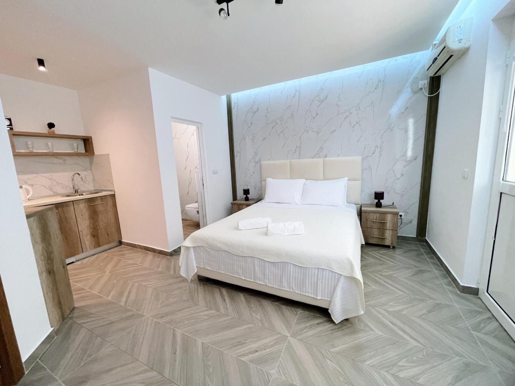 Guest House Koliqi - Hotel & Apartments Ulcinj Zewnętrze zdjęcie
