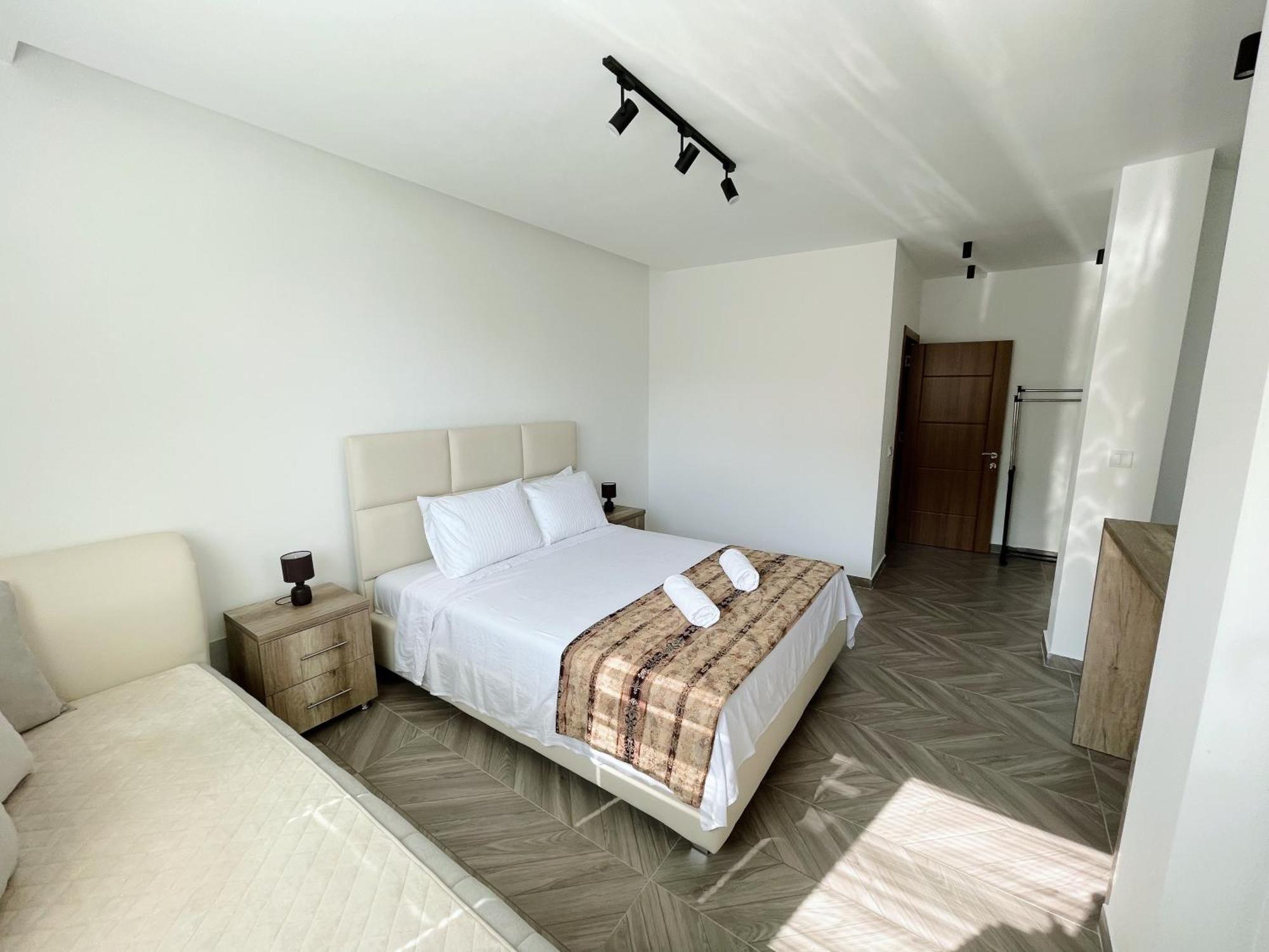 Guest House Koliqi - Hotel & Apartments Ulcinj Zewnętrze zdjęcie