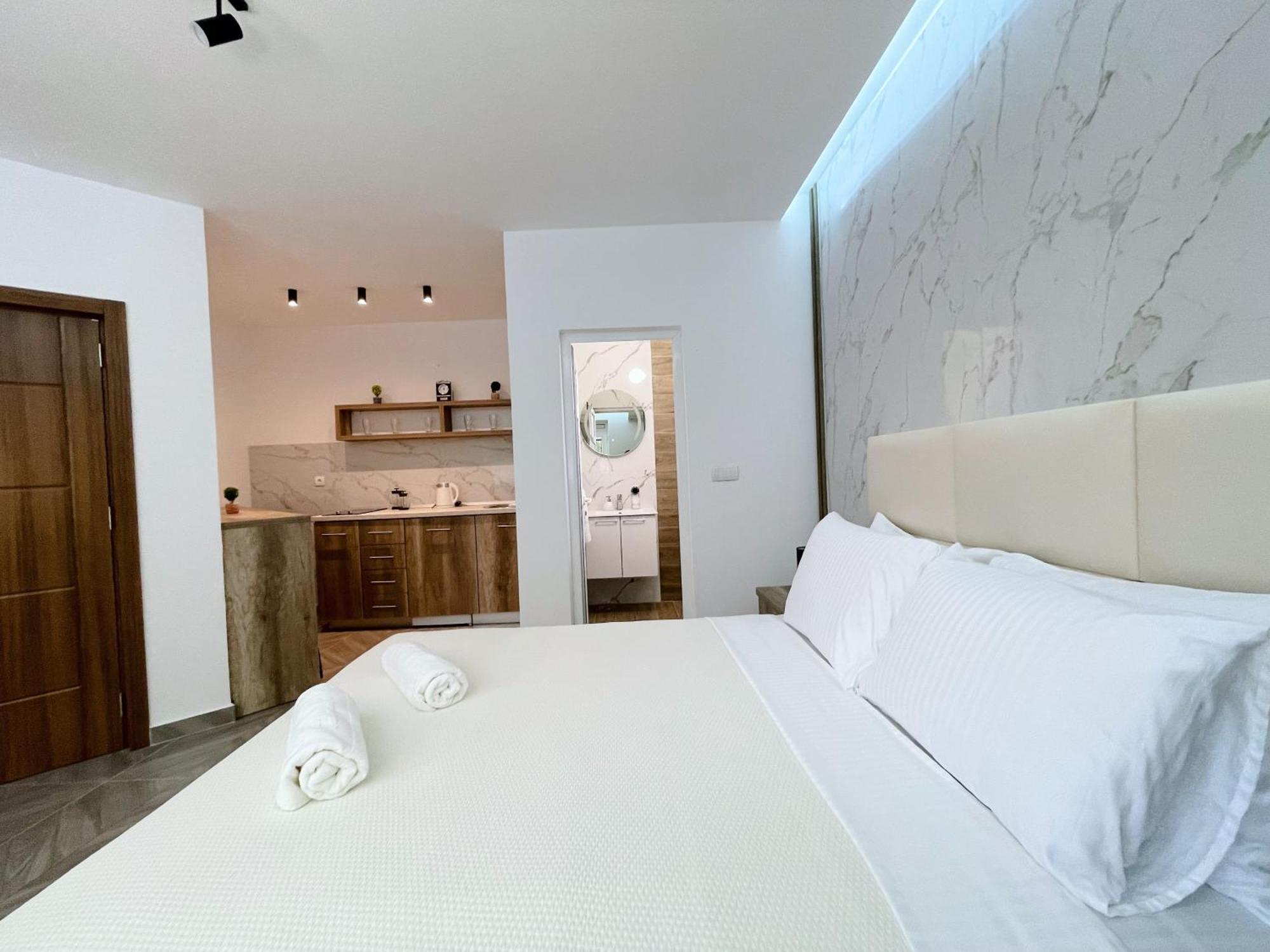 Guest House Koliqi - Hotel & Apartments Ulcinj Zewnętrze zdjęcie
