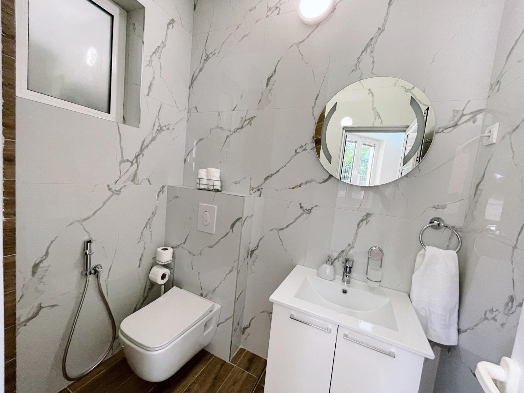 Guest House Koliqi - Hotel & Apartments Ulcinj Zewnętrze zdjęcie